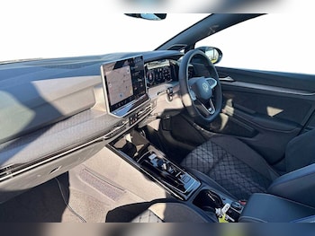 Used Volkswagen Golf 2026 for sale - 78158217: Photo