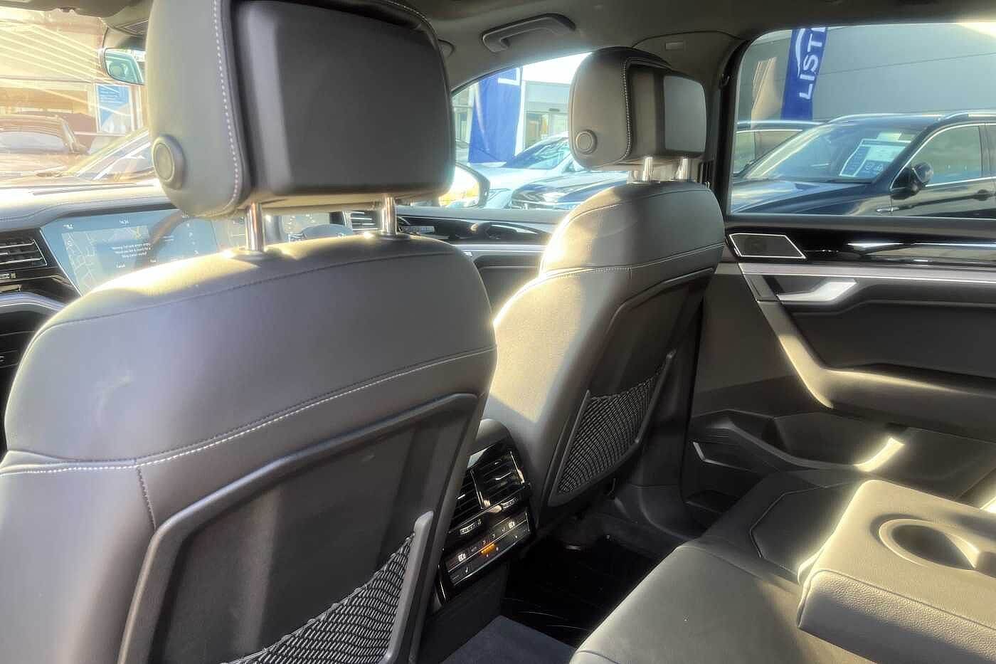 Used Volkswagen Touareg 2023 for sale - 76003199: Photo 17