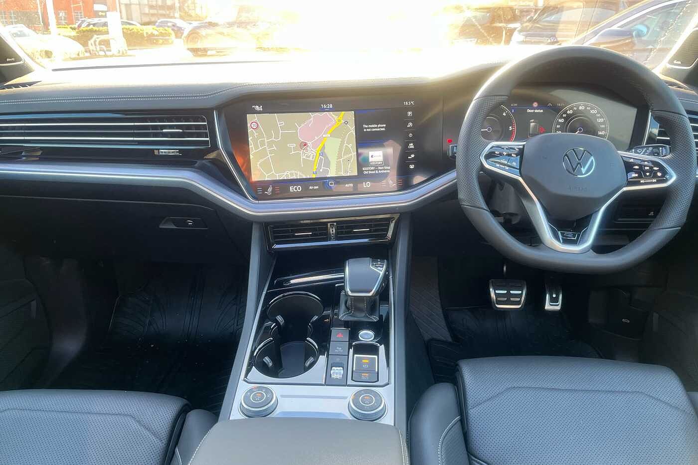 Used Volkswagen Touareg 2023 for sale - 76003199: Photo 8