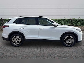 Used Volkswagen Tiguan 2024 for sale - 78753744: Photo