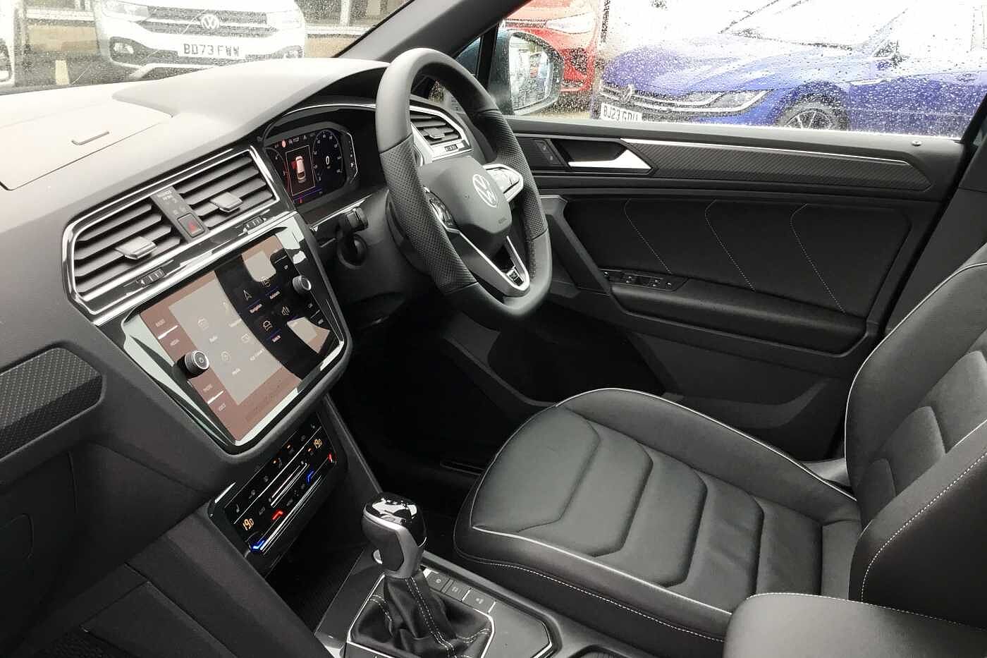 Used Volkswagen Tiguan 2023 for sale - 77855189: Photo 2