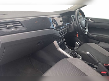 Used Volkswagen Polo 2024 for sale - 79375458: Photo