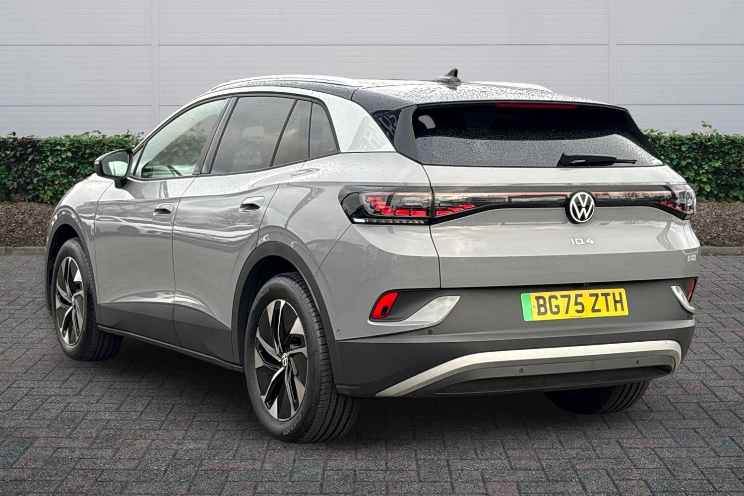 Used Volkswagen ID.4 2025 for sale - 76937277: Photo 2