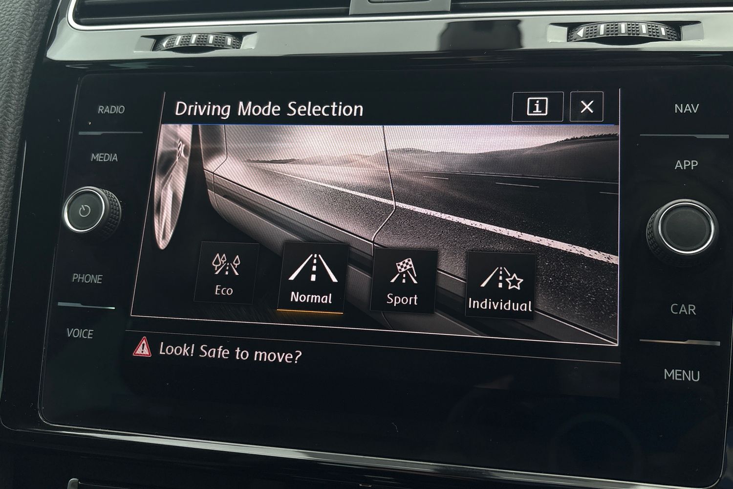 Used Volkswagen Golf 2018 for sale - 76486656: Photo 14