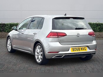 Used Volkswagen Golf 2018 for sale - 76486656: Photo