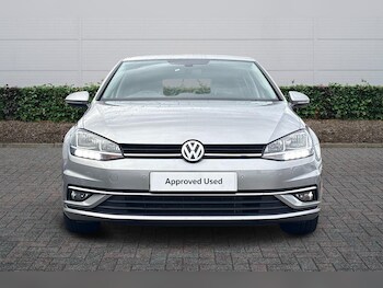 Used Volkswagen Golf 2018 for sale - 76486656: Photo