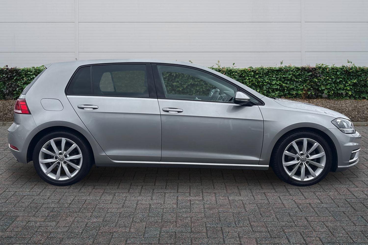 Used Volkswagen Golf 2018 for sale - 76486656: Photo 5