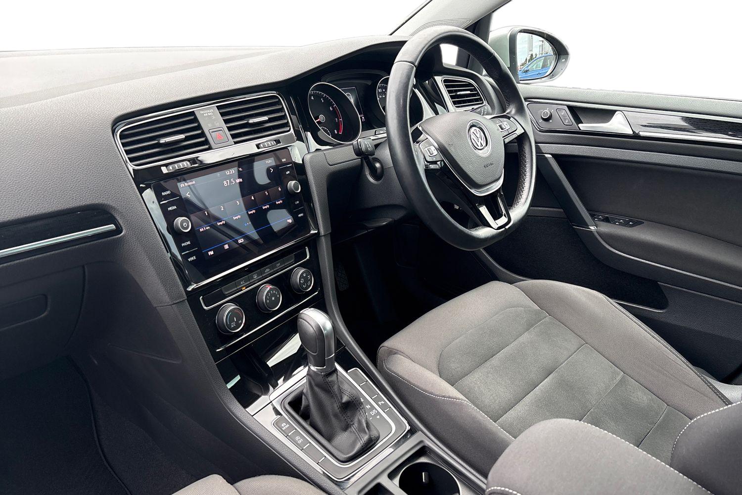 Used Volkswagen Golf 2018 for sale - 76486656: Photo 7