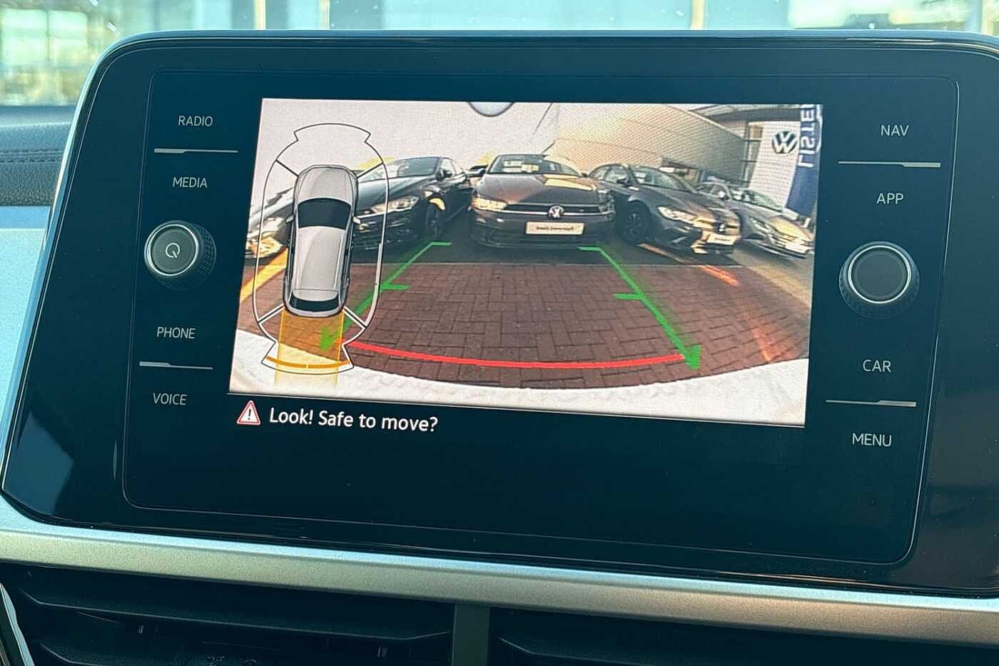 Used Volkswagen T-Roc 2025 for sale - 76837764: Photo 16