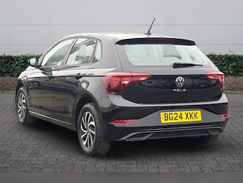 Used Volkswagen Polo 2024 for sale - 77725039: Photo