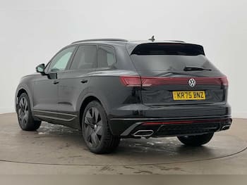 Used Volkswagen Touareg 2025 for sale - 79742795: Photo