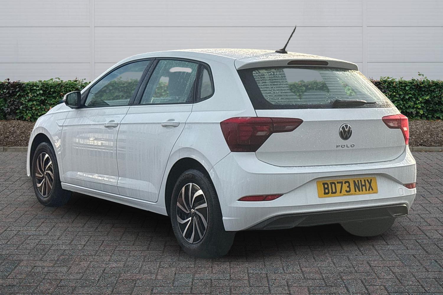 Used Volkswagen Polo 2023 for sale - 76800506: Photo 2