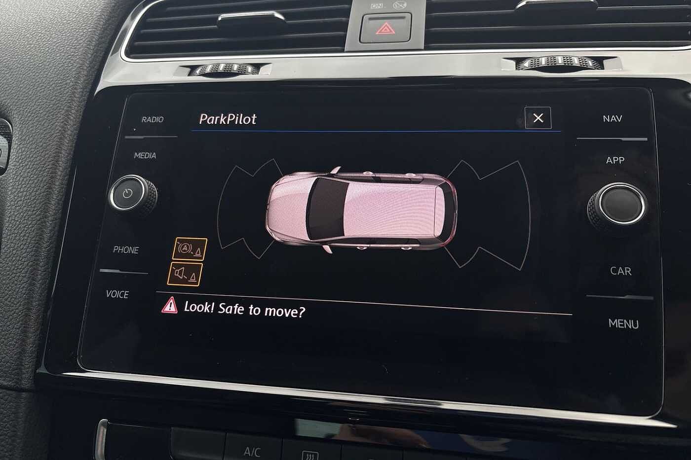 Used Volkswagen Golf 2018 for sale - 77372495: Photo 13