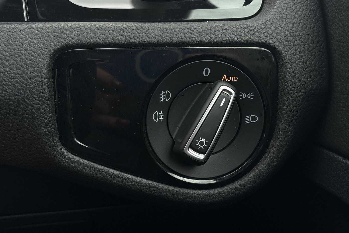 Used Volkswagen Golf 2018 for sale - 77372495: Photo 20