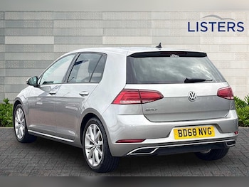 Used Volkswagen Golf 2018 for sale - 77372495: Photo
