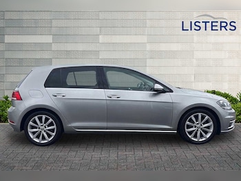 Used Volkswagen Golf 2018 for sale - 77372495: Photo