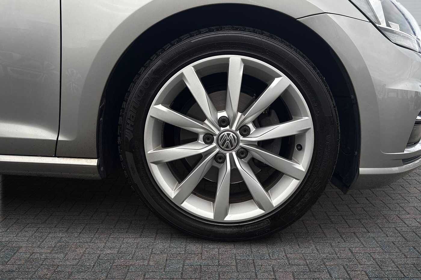 Used Volkswagen Golf 2018 for sale - 77372495: Photo 5