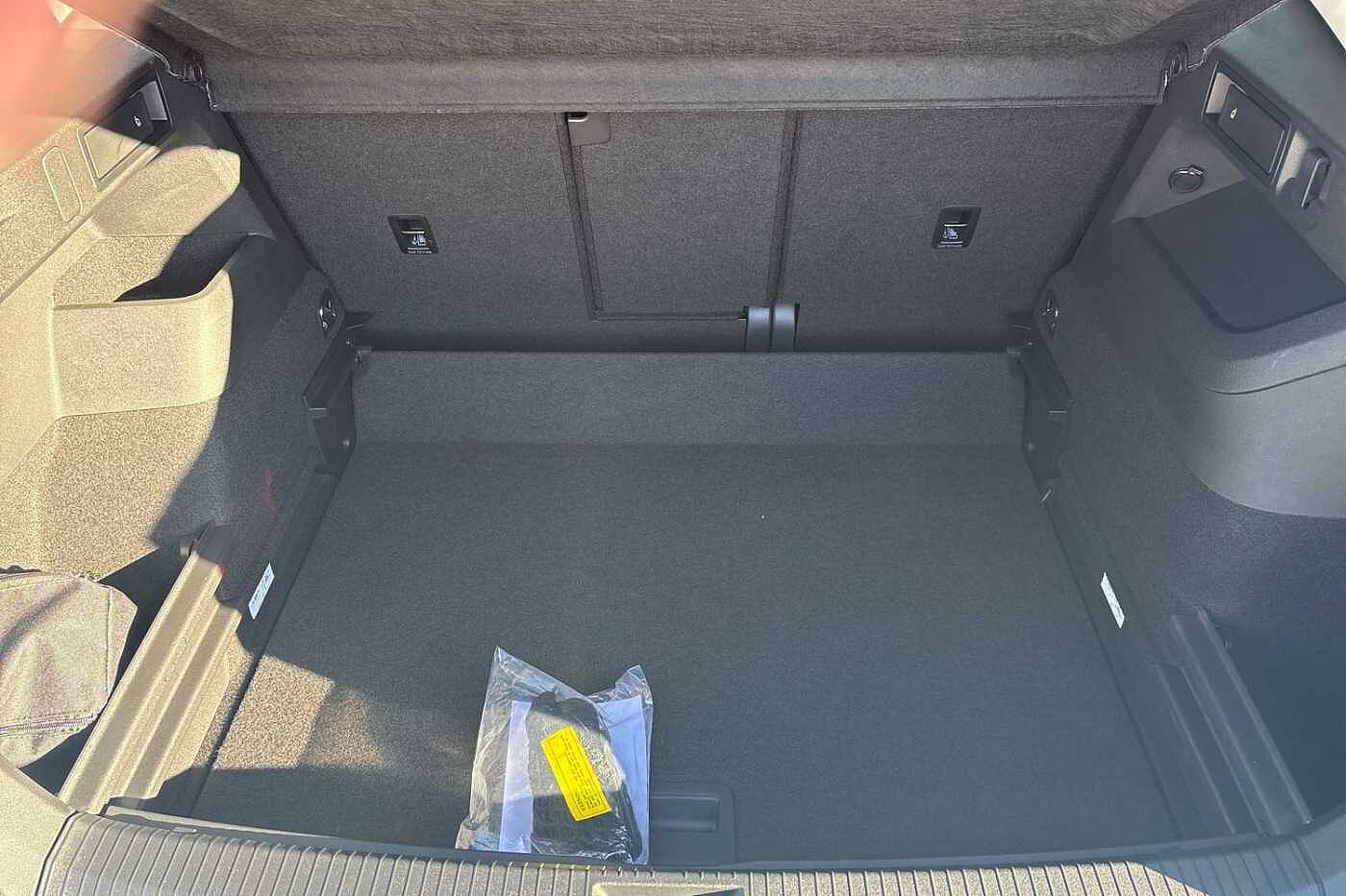 Used Volkswagen Tiguan 2024 for sale - 76888239: Photo 11