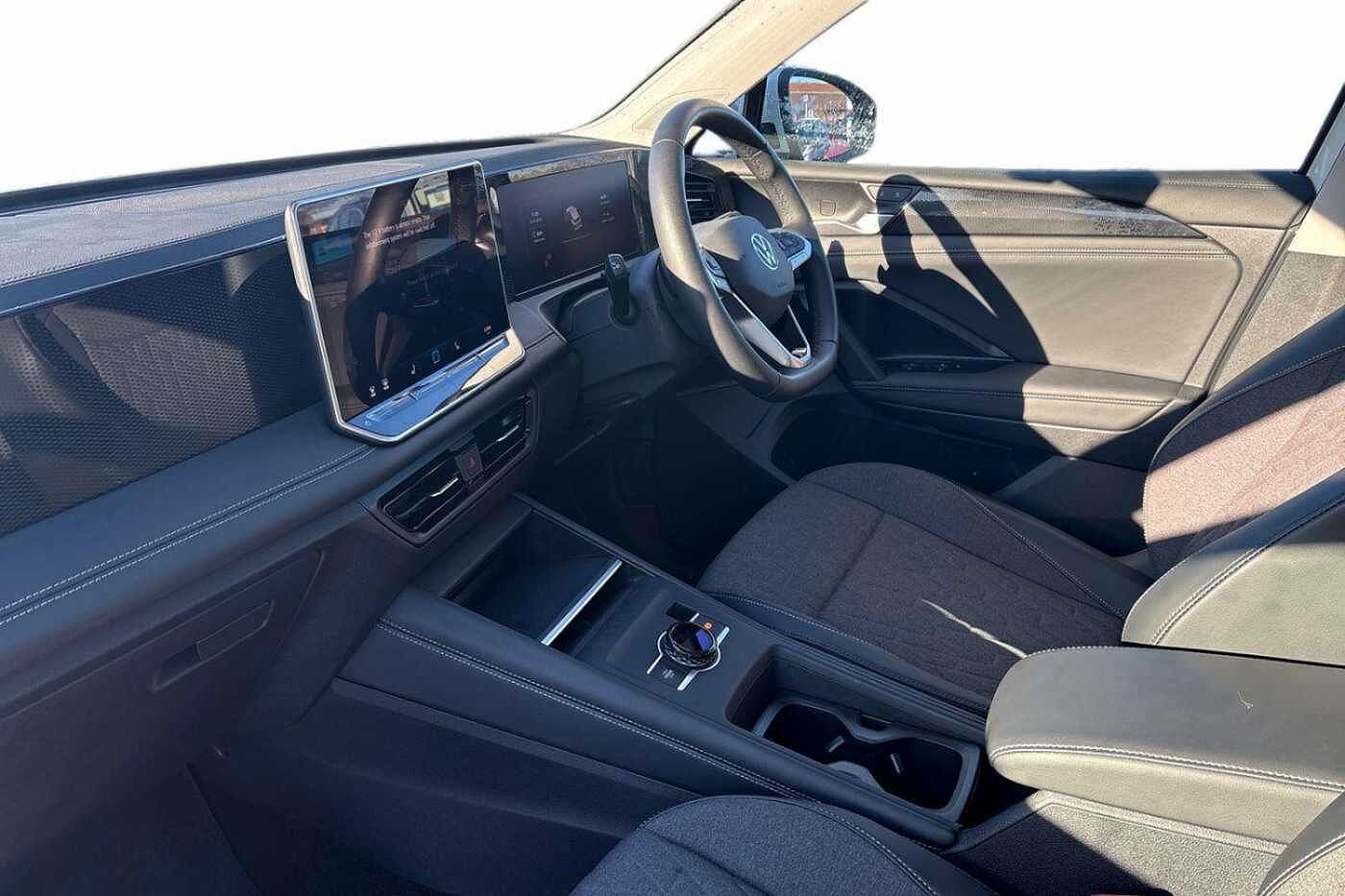 Used Volkswagen Tiguan 2024 for sale - 76888239: Photo 2