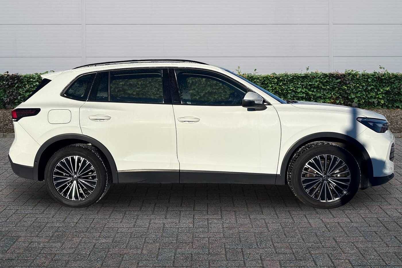 Used Volkswagen Tiguan 2024 for sale - 76888239: Photo 4