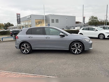 Used Volkswagen Golf 2025 for sale - 76248490: Photo