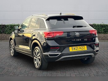 Used Volkswagen T-Roc 2021 for sale - 76474463: Photo