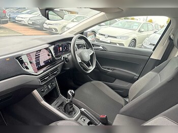 Used Volkswagen Polo 2022 for sale - 76095628: Photo 2