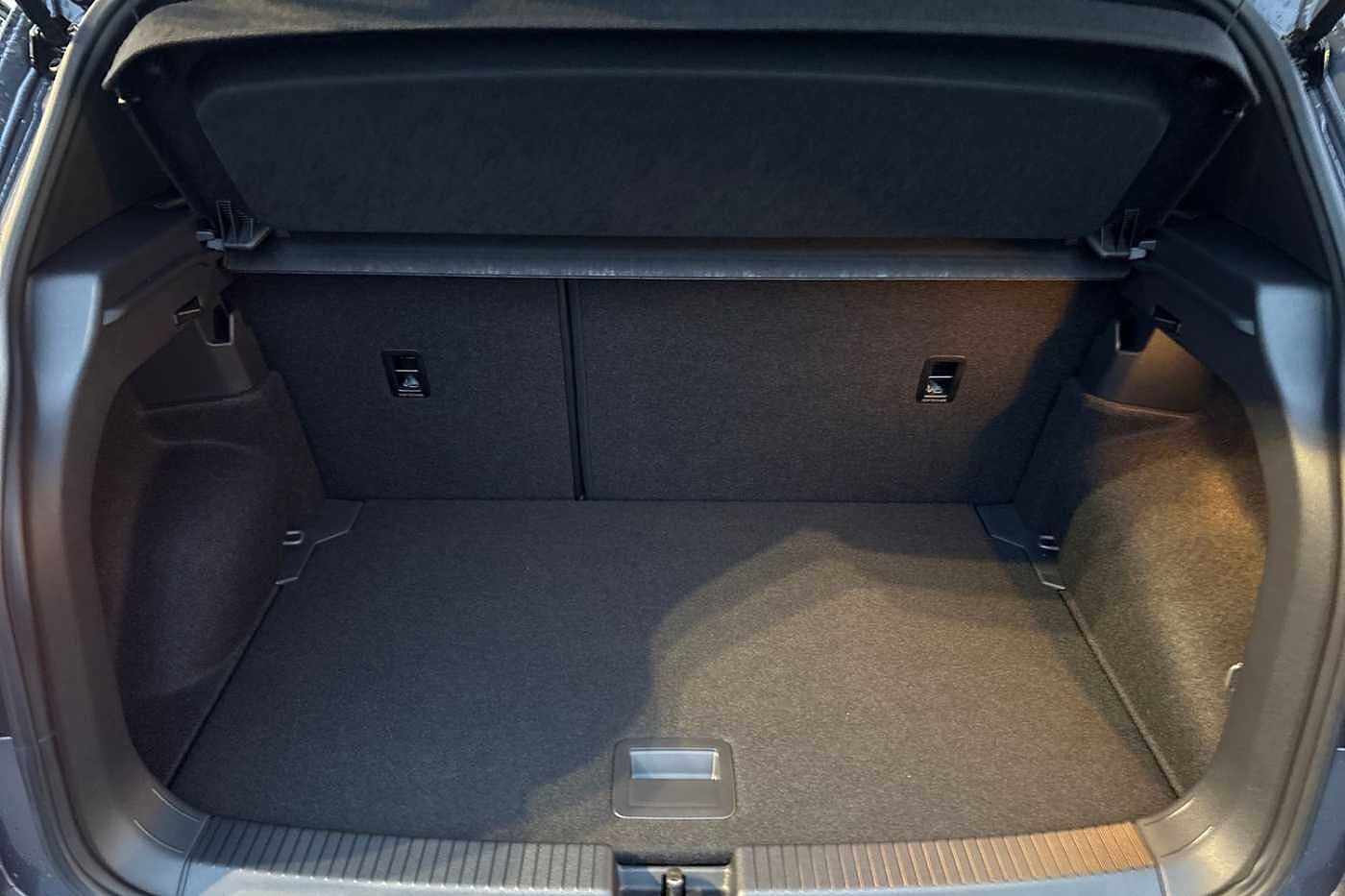 Used Volkswagen T-Cross 2025 for sale - 76837733: Photo 11