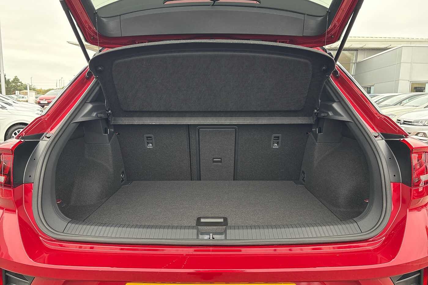 Used Volkswagen T-Roc 2023 for sale - 76095641: Photo 12