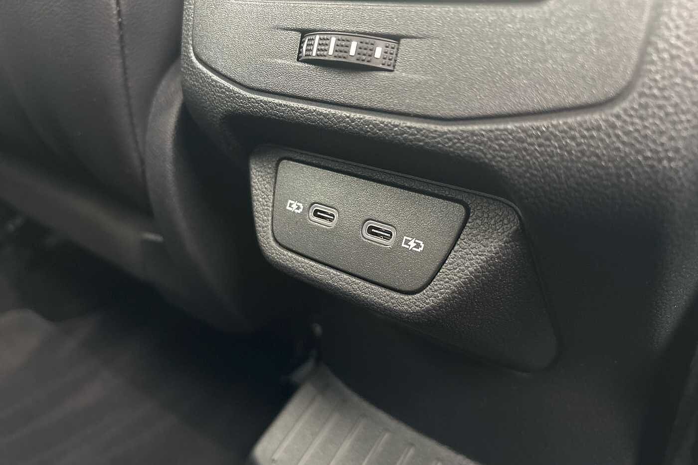 Used Volkswagen T-Roc 2023 for sale - 76095641: Photo 13