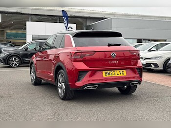 Used Volkswagen T-Roc 2023 for sale - 76095641: Photo