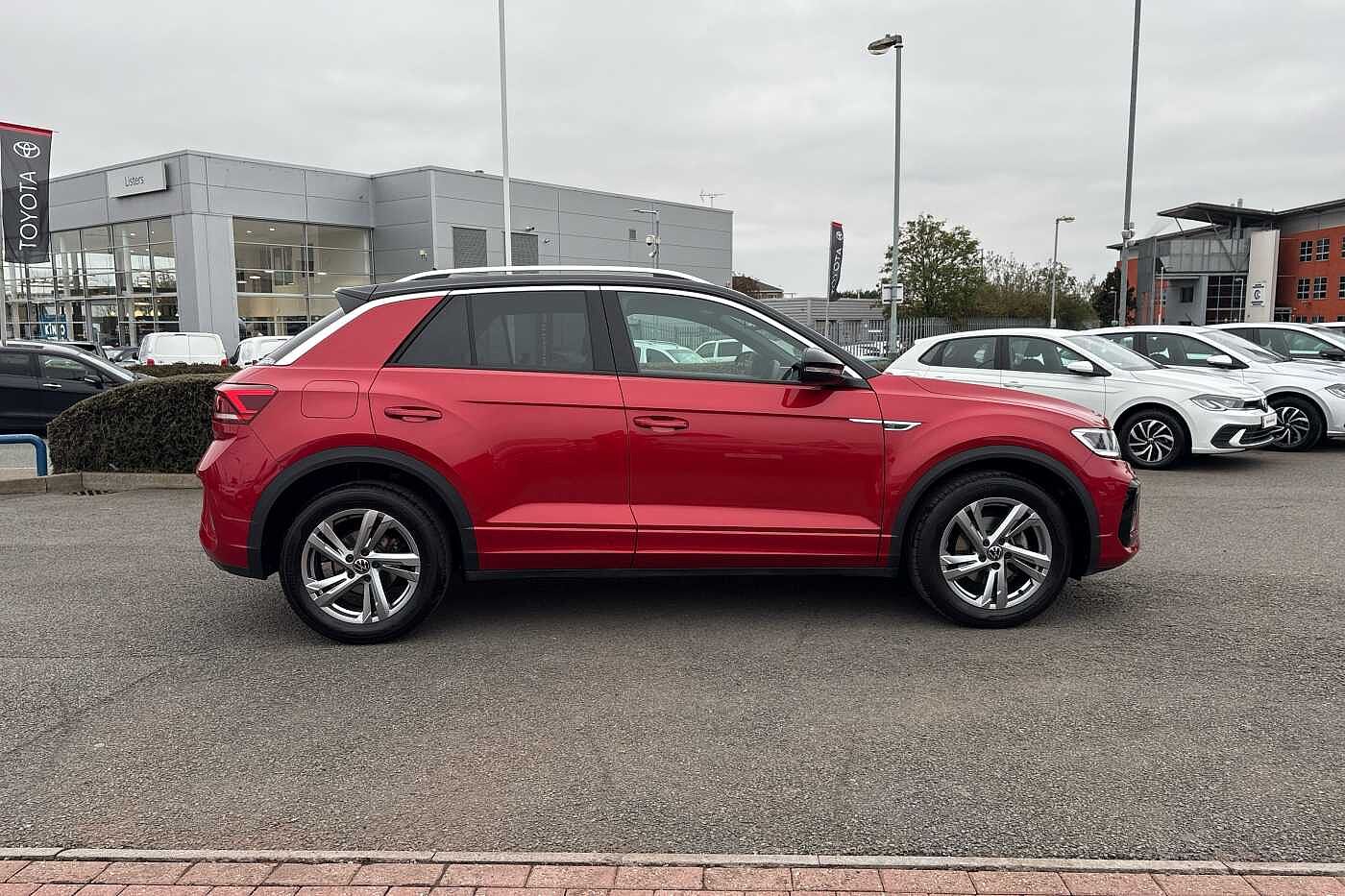 Used Volkswagen T-Roc 2023 for sale - 76095641: Photo 4