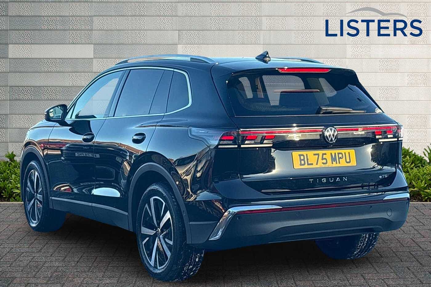 Used Volkswagen Tiguan 2025 for sale - 77124421: Photo 3