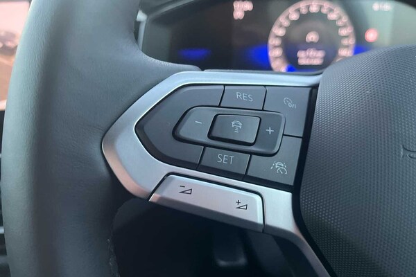 Used Volkswagen Polo 2024 for sale - 73298575: Photo 15