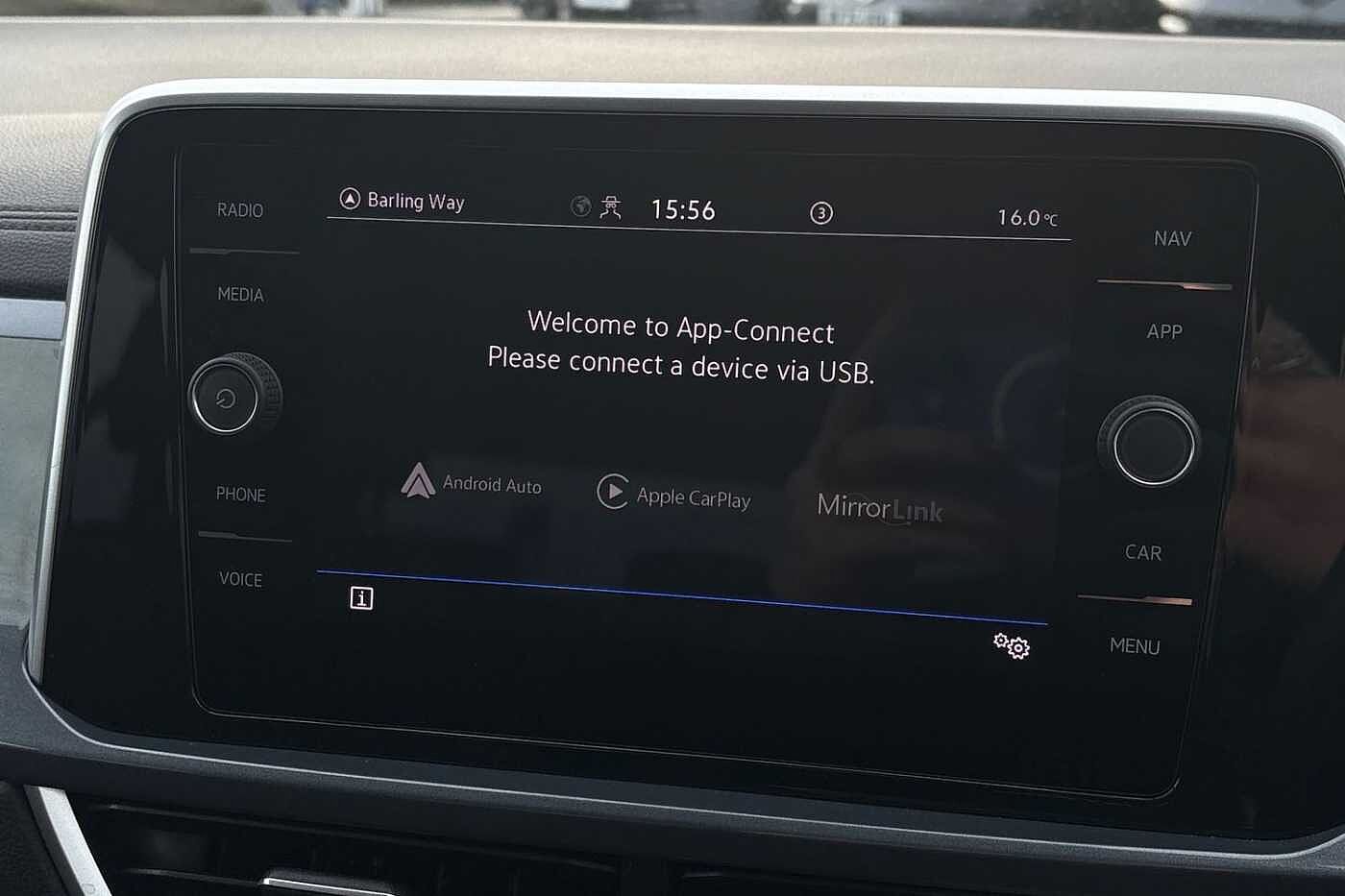 Used Volkswagen T-Roc 2022 for sale - 76474545: Photo 17