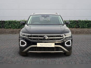 Used Volkswagen T-Roc 2022 for sale - 76474545: Photo