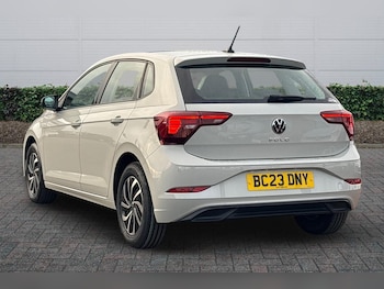 Used Volkswagen Polo 2023 for sale - 76609261: Photo