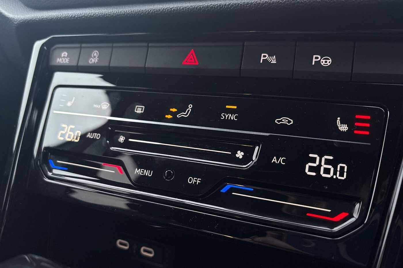 Used Volkswagen T-Roc 2025 for sale - 77145349: Photo 14