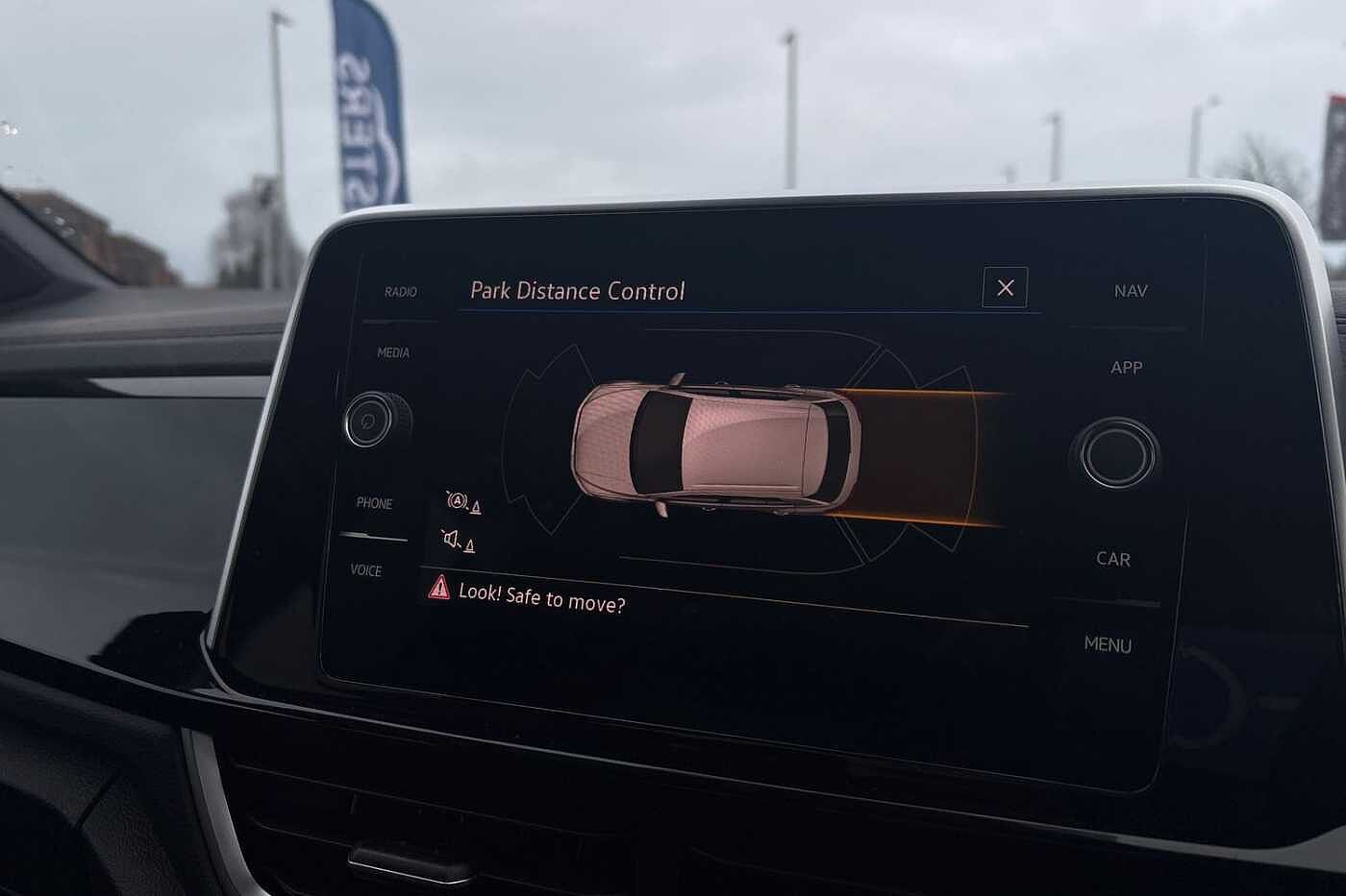 Used Volkswagen T-Roc 2025 for sale - 77145349: Photo 15