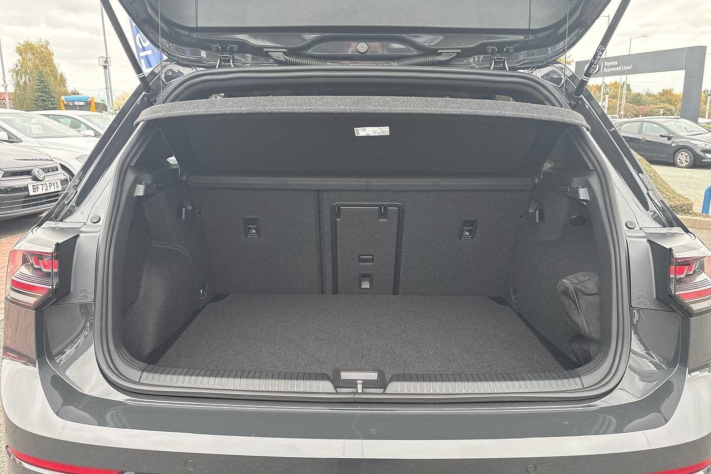 Used Volkswagen Golf 2025 for sale - 76716776: Photo 16