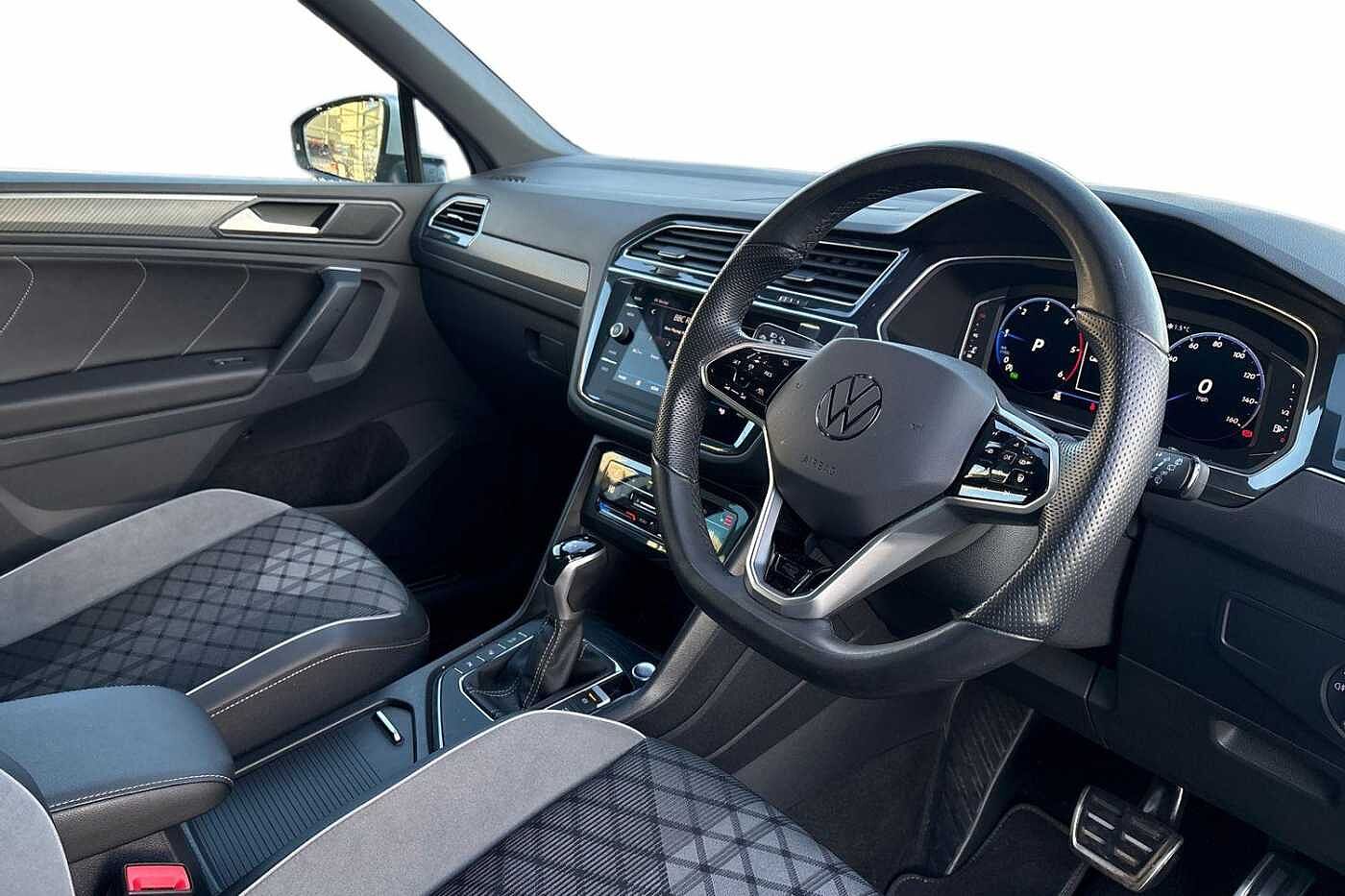 Used Volkswagen Tiguan 2024 for sale - 77124561: Photo 6