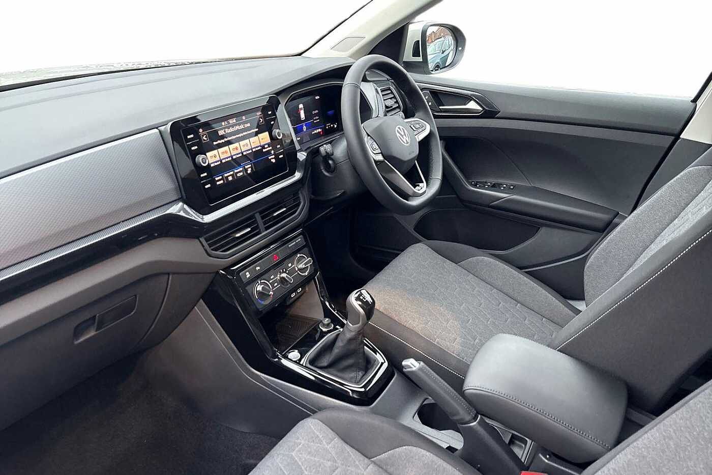 Used Volkswagen T-Cross 2025 for sale - 76486662: Photo 2