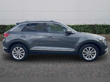 Used Volkswagen T-Roc 2022 for sale - 79350248: Photo