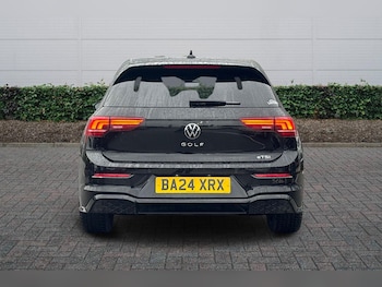 Used Volkswagen Golf 2024 for sale - 76486660: Photo