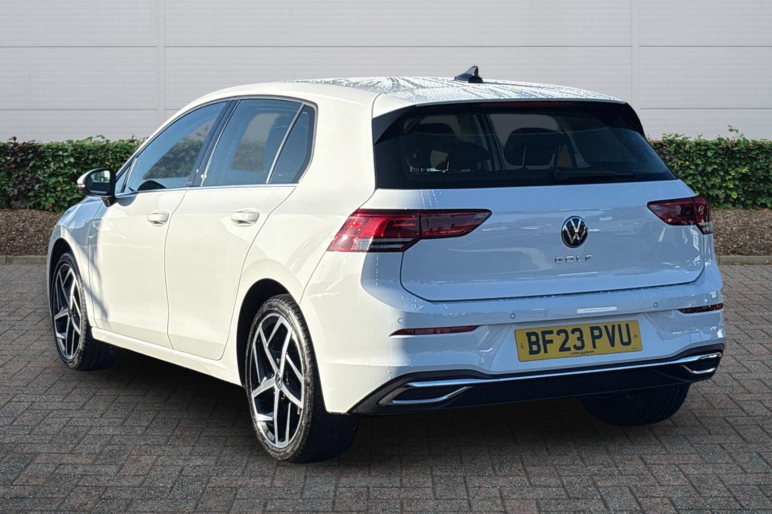 Used Volkswagen Golf 2023 for sale - 76800447: Photo 2