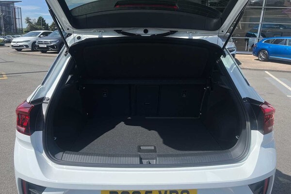 Used Volkswagen T-Roc 2025 for sale - 75142529: Photo 12