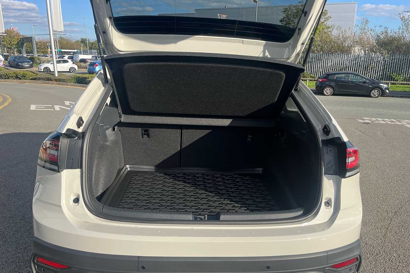 Used Volkswagen Taigo 2025 for sale - 76086131: Photo 12