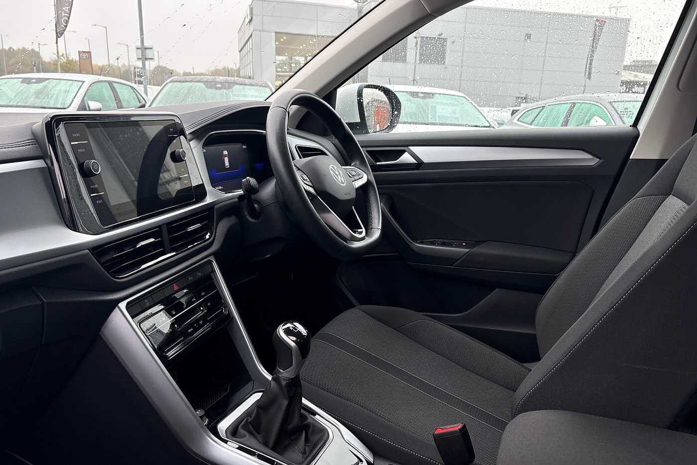 Used Volkswagen T-Roc 2022 for sale - 76551795: Photo 2