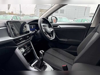 Used Volkswagen T-Roc 2022 for sale - 76551795: Photo