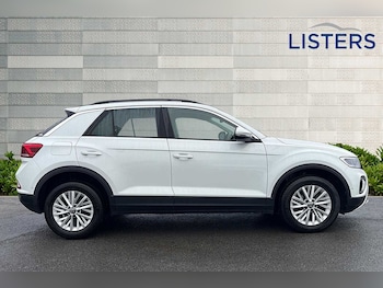 Used Volkswagen T-Roc 2022 for sale - 76551795: Photo